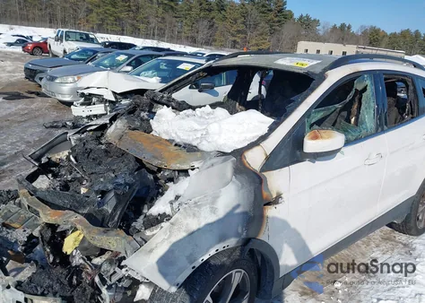 2018 Ford Escape Sel z USA, uszkodzony, nr VIN 1FMCU9HD1JUD50692